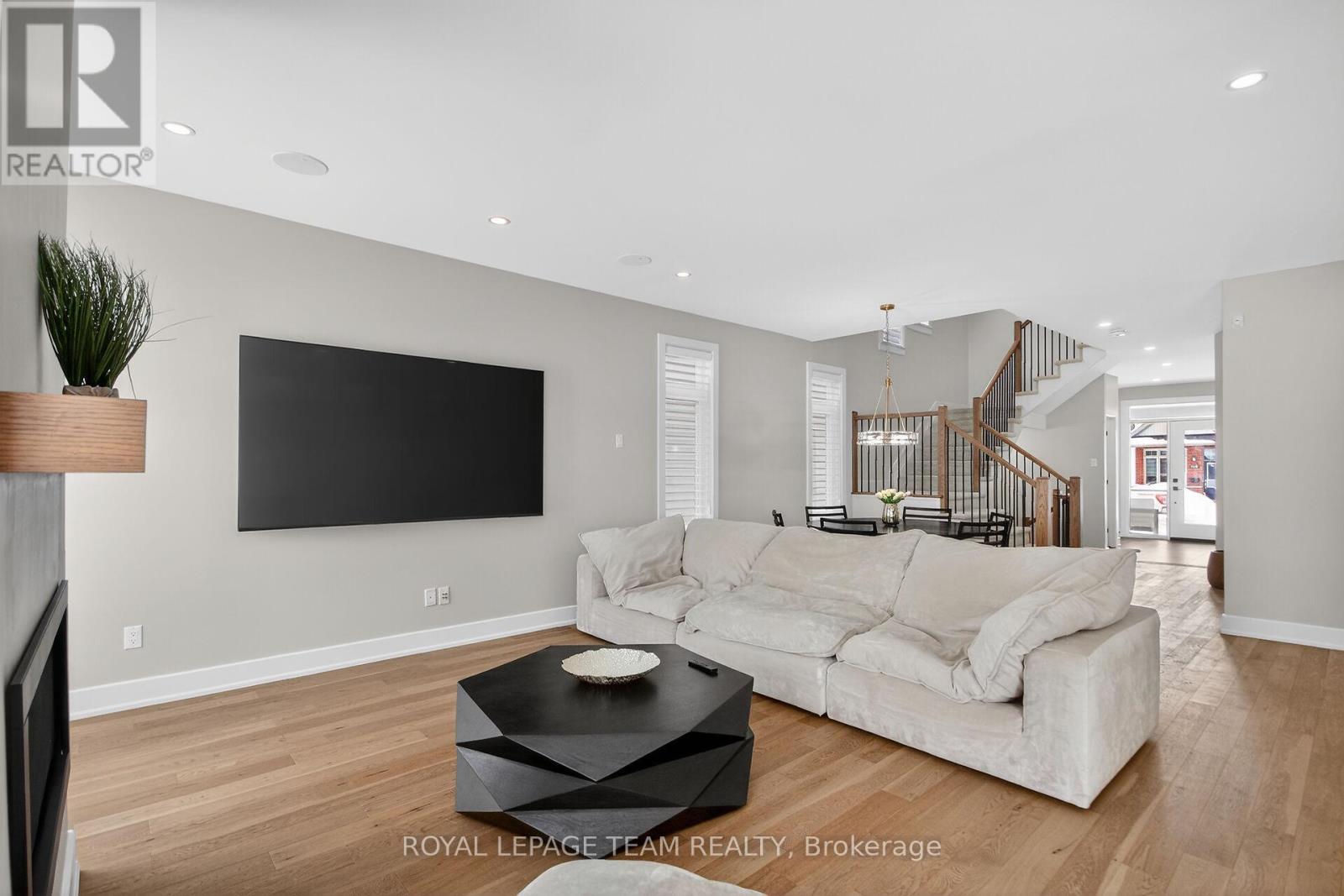 988 Beckton Heights, Ottawa, Ontario  K2S 2X6 - Photo 38 - X12829980
