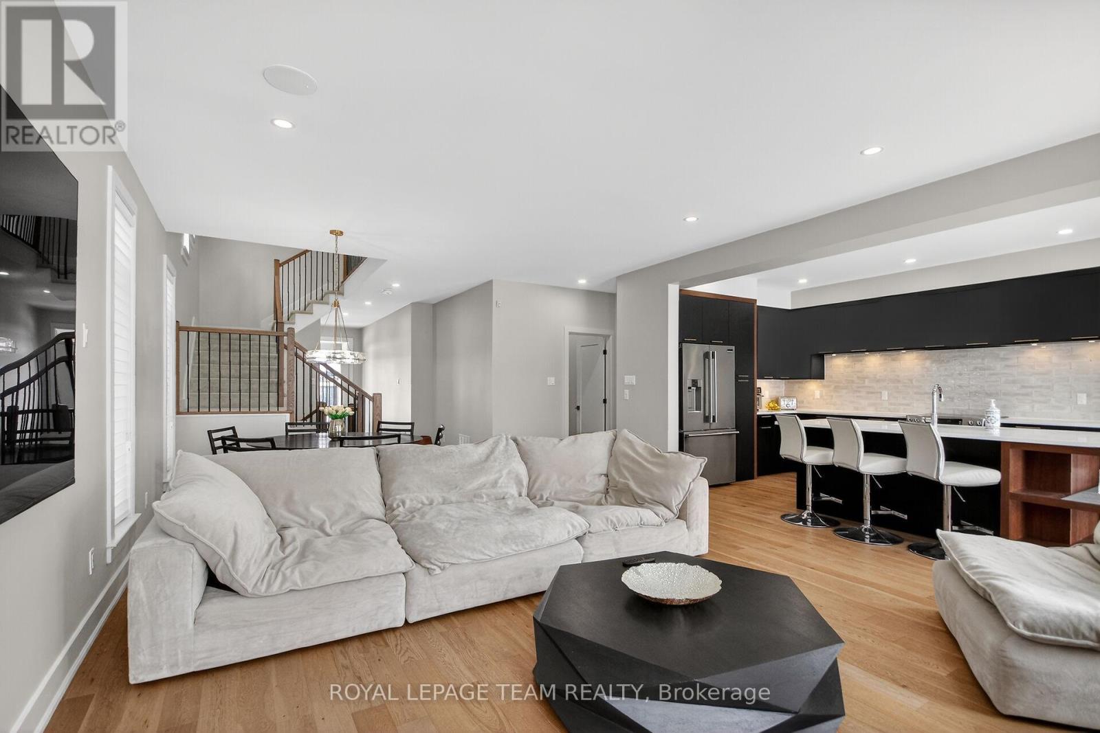 988 Beckton Heights, Ottawa, Ontario  K2S 2X6 - Photo 39 - X12829980