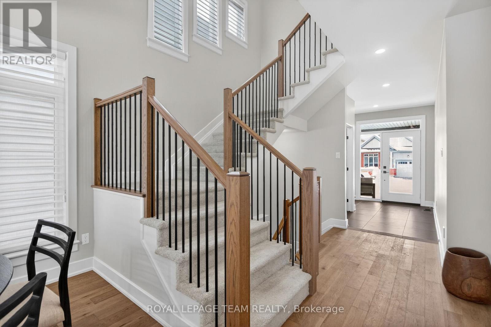 988 Beckton Heights, Ottawa, Ontario  K2S 2X6 - Photo 7 - X12829980