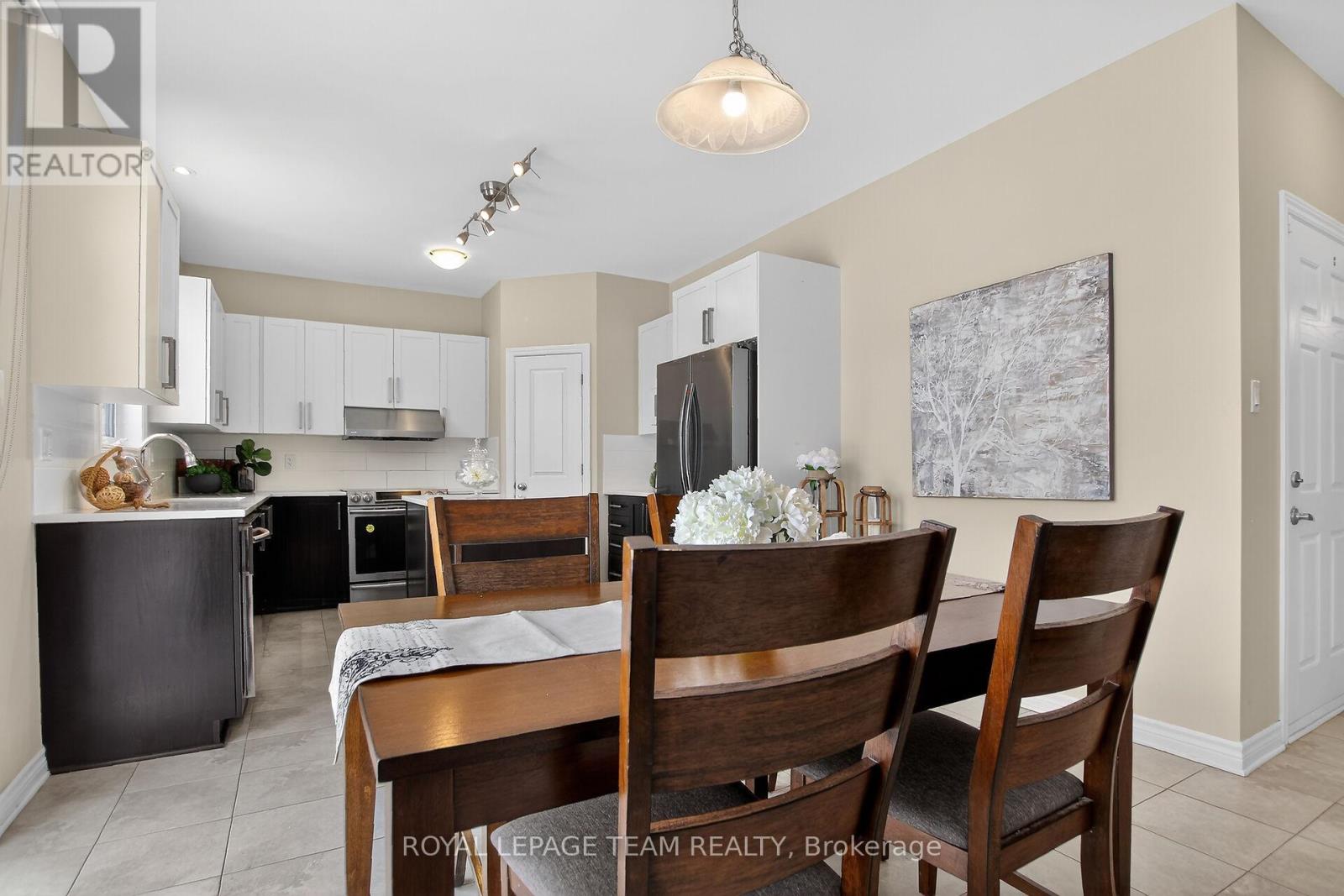 379 Langrell Crescent, Ottawa, Ontario  K2J 5R8 - Photo 16 - X12830634