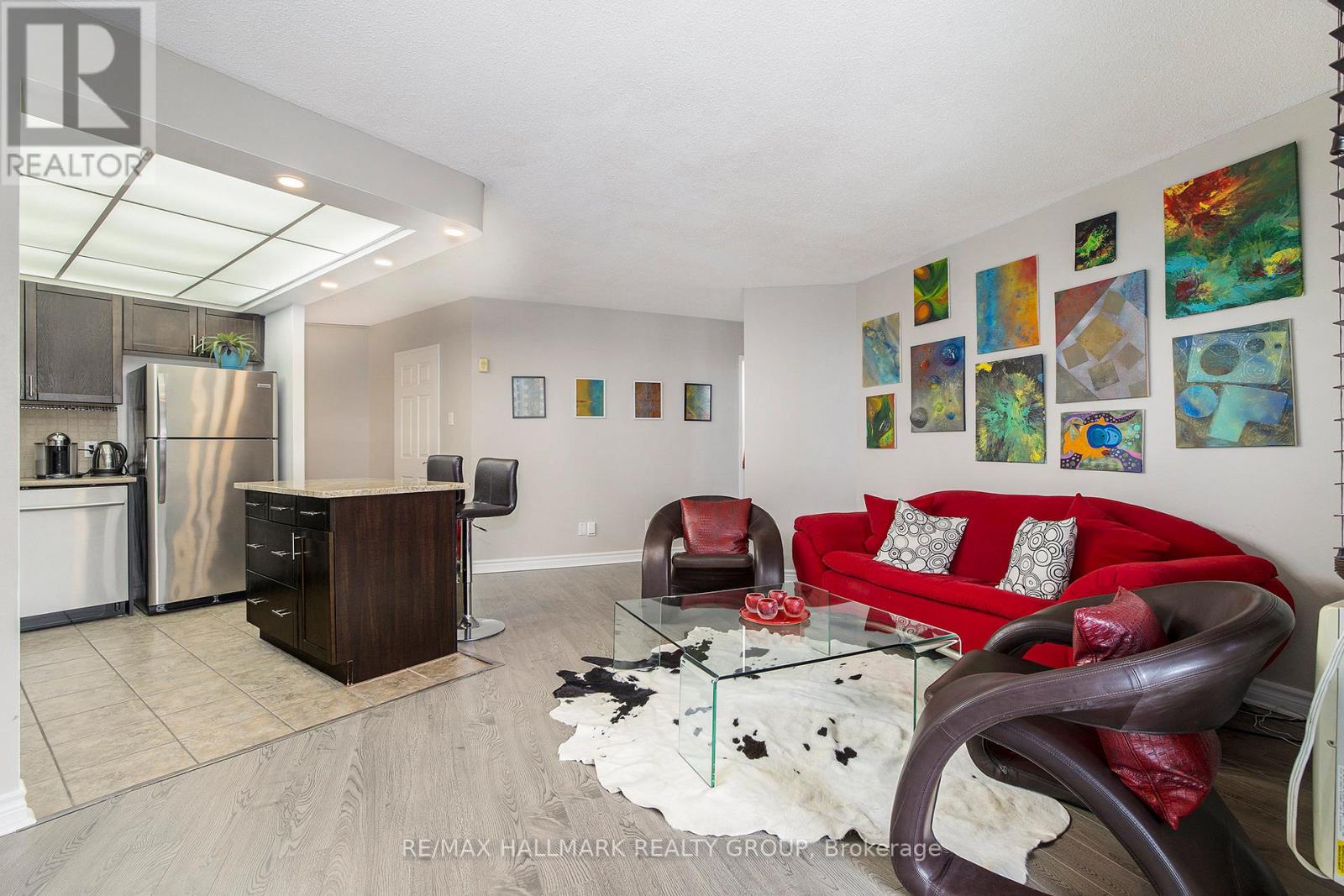 1005 - 1380 Prince Of Wales Drive, Ottawa, Ontario  K2C 3N5 - Photo 5 - X12831076