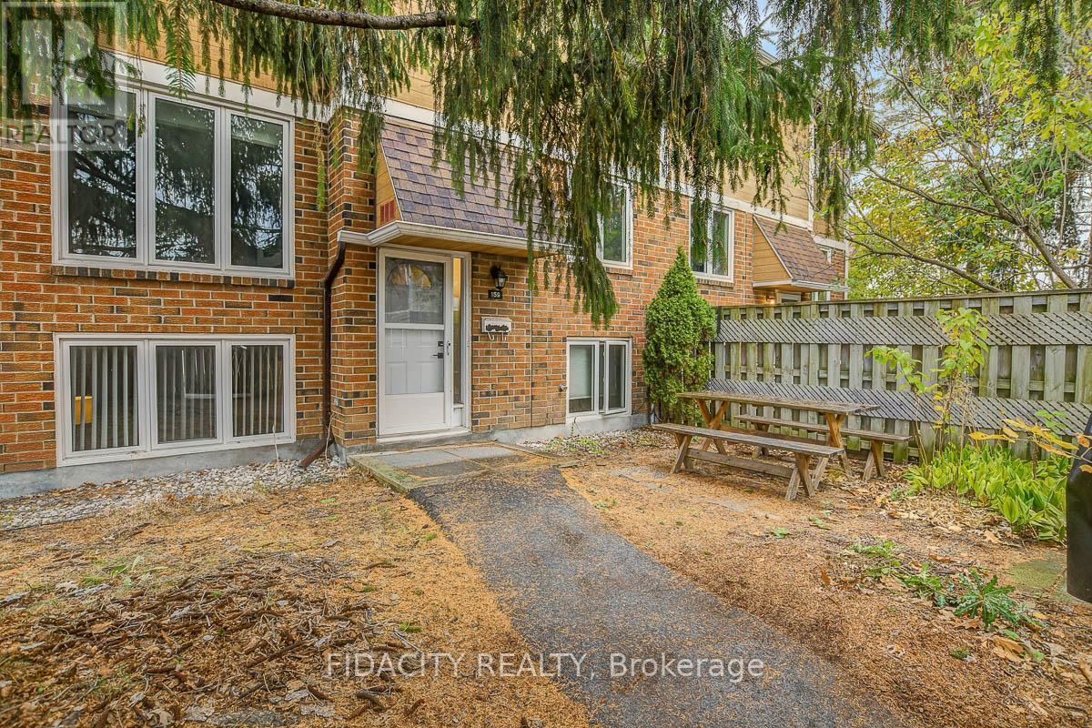 61 - 159 Salter Crescent, Ottawa, Ontario  K2K 1Y8 - Photo 2 - X12831078