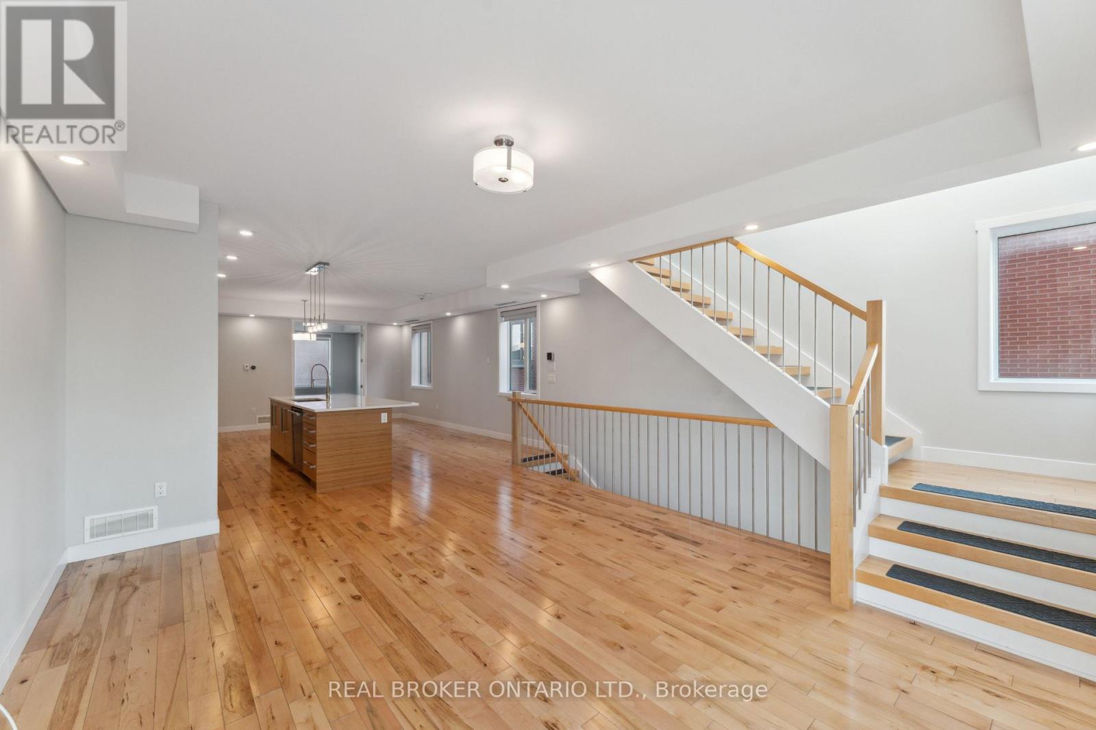 36 Ontario Street, Ottawa, Ontario  K1K 1L1 - Photo 12 - X12831866
