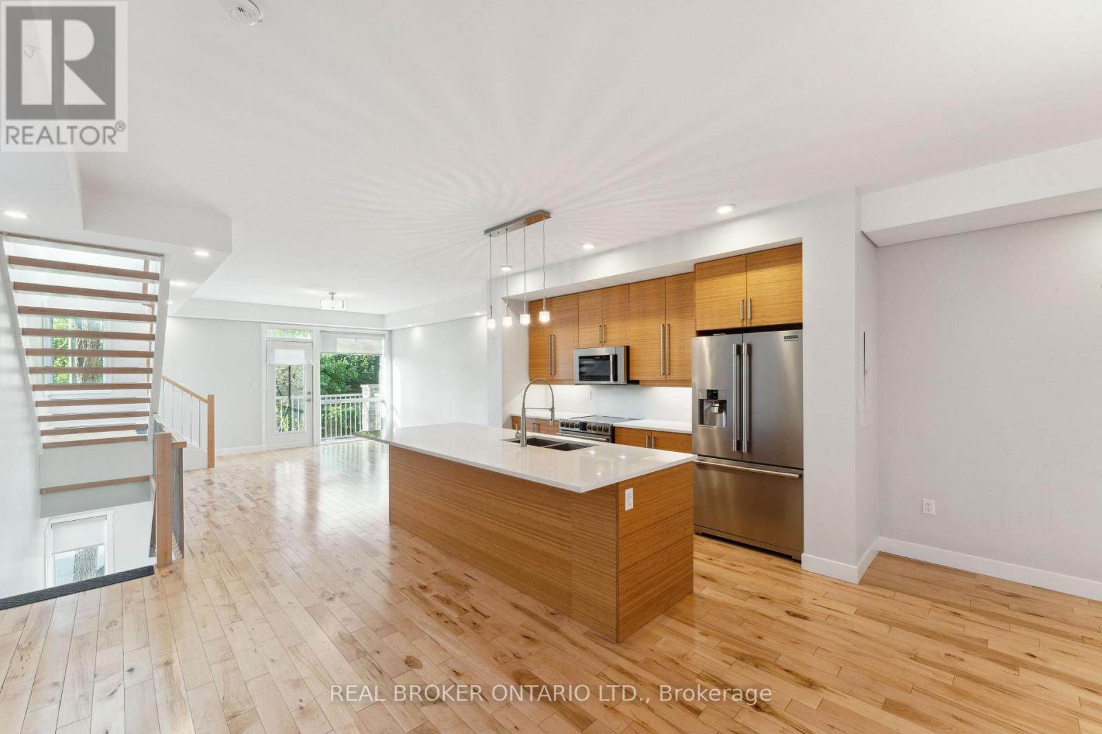 36 Ontario Street, Ottawa, Ontario  K1K 1L1 - Photo 3 - X12831866