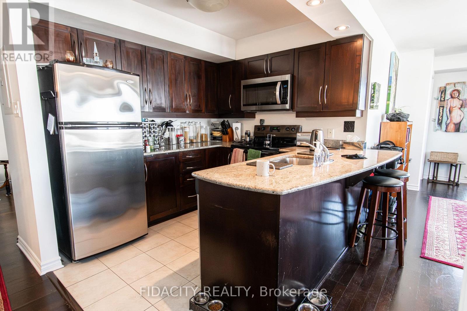 907 - 314 Central Park Drive, Ottawa, Ontario  K2C 0R2 - Photo 2 - X12832068