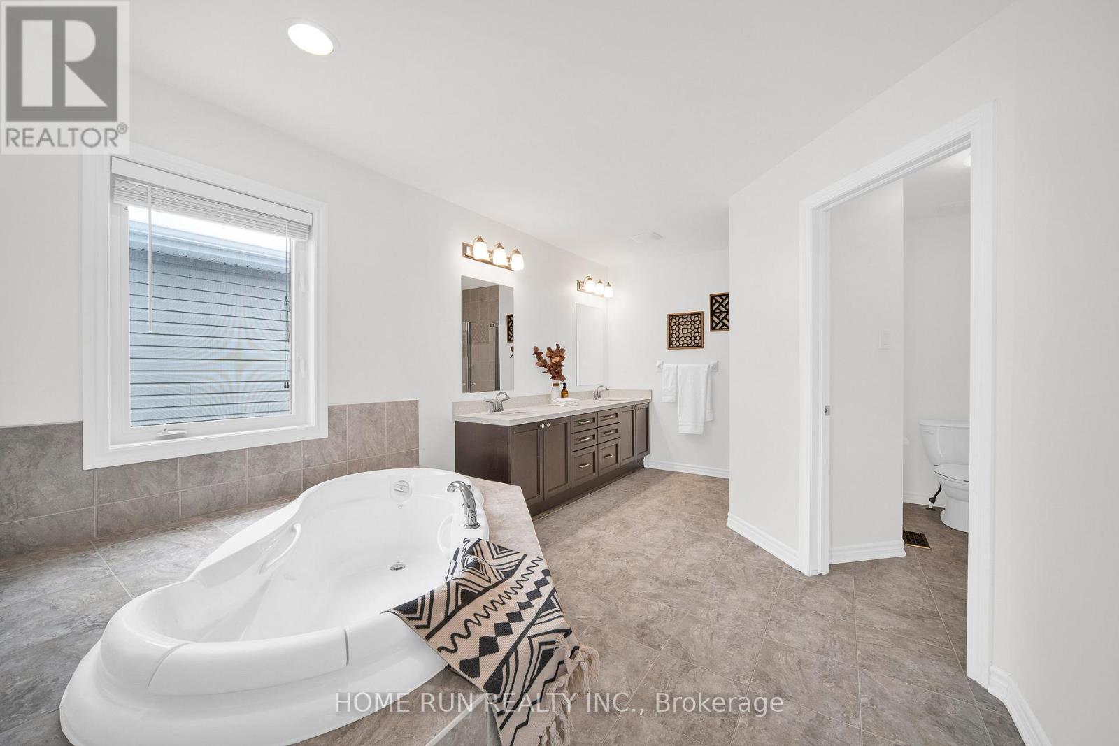 531 Bretby Crescent, Ottawa, Ontario  K2J 5P9 - Photo 36 - X12835798