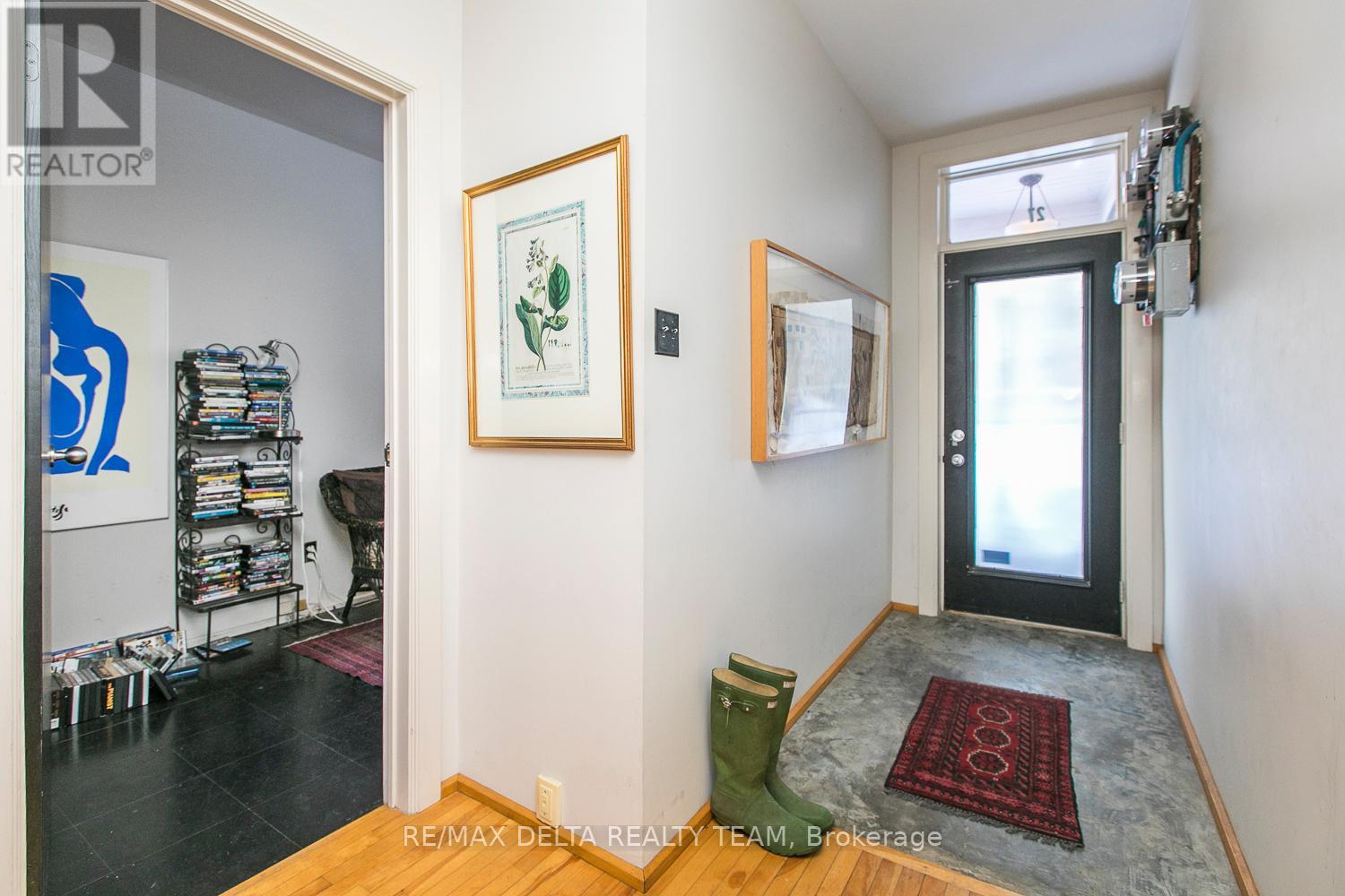 27 Perkins Street, Ottawa, Ontario  K1R 7G4 - Photo 17 - X12838750