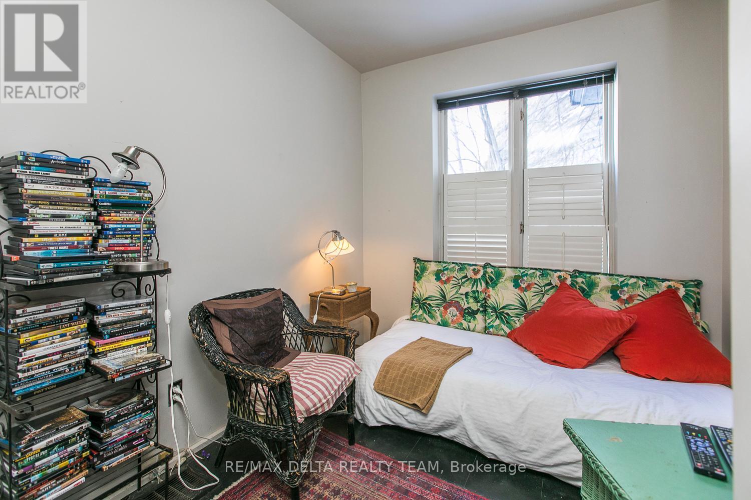 27 Perkins Street, Ottawa, Ontario  K1R 7G4 - Photo 18 - X12838750
