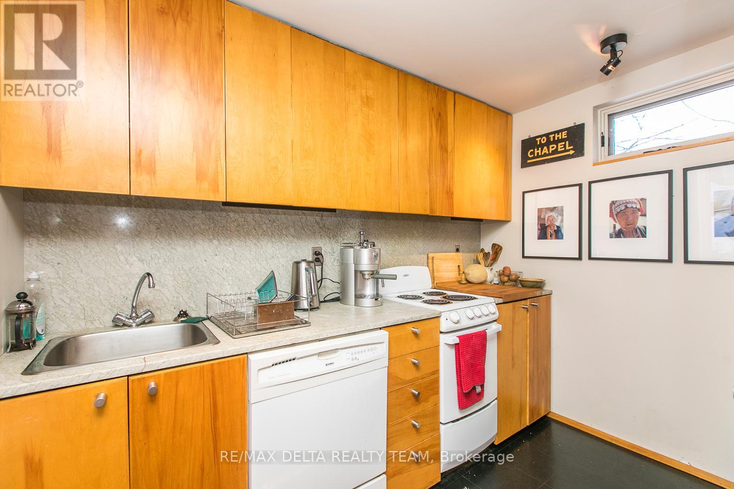 27 Perkins Street, Ottawa, Ontario  K1R 7G4 - Photo 26 - X12838750