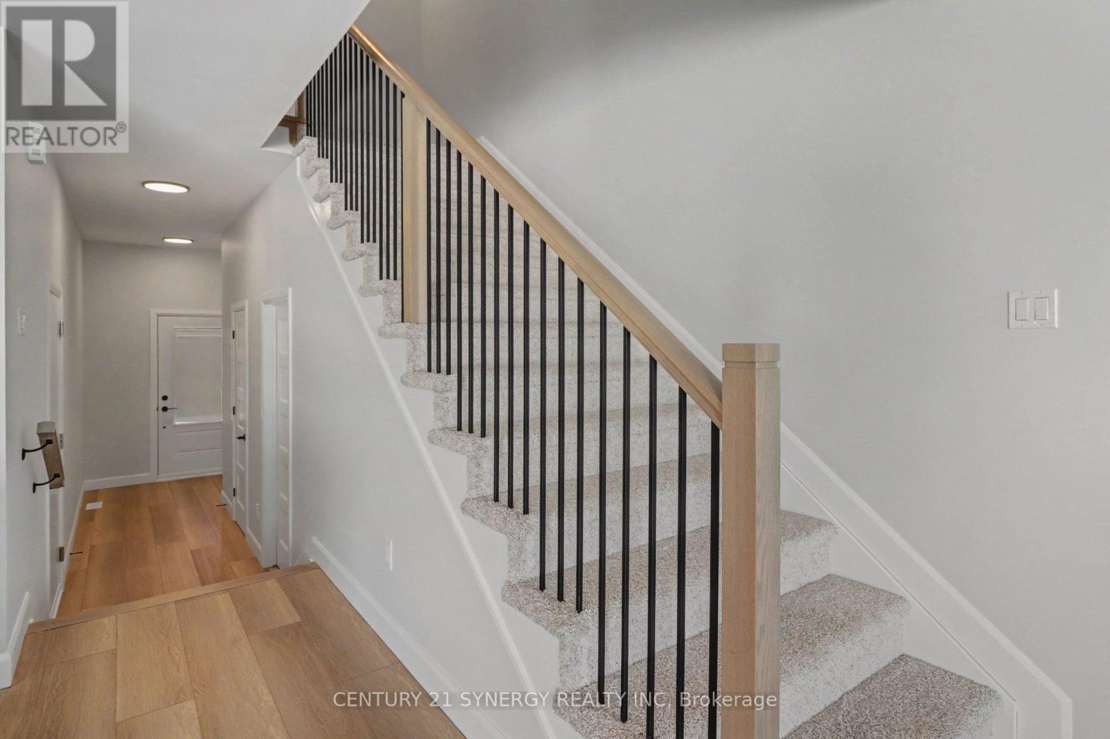 69 Villeneuve Street, North Stormont, Ontario  K0C 1W0 - Photo 16 - X12841884