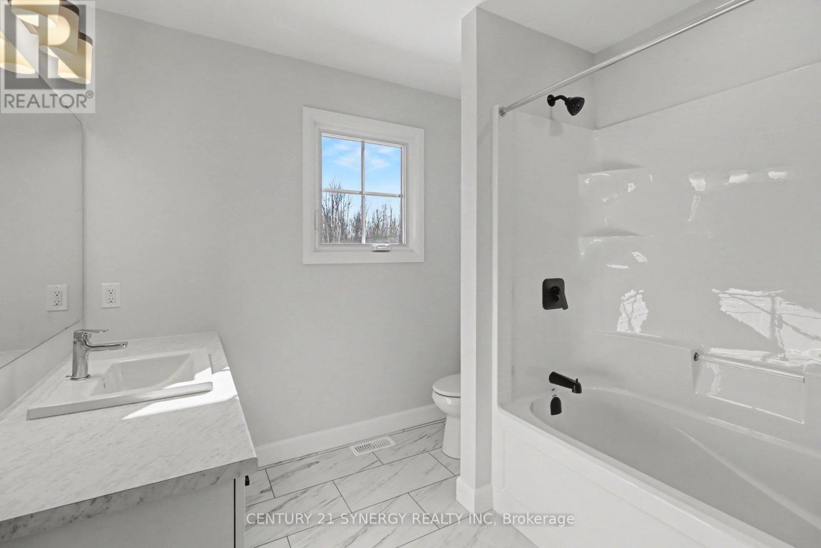69 Villeneuve Street, North Stormont, Ontario  K0C 1W0 - Photo 29 - X12841884