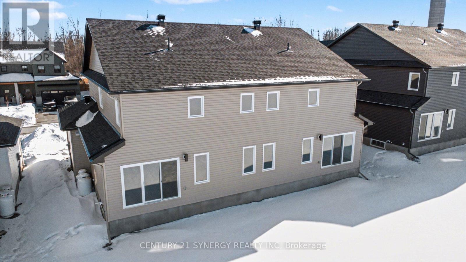 77 Villeneuve Street, North Stormont, Ontario  K0C 1W0 - Photo 35 - X12841892