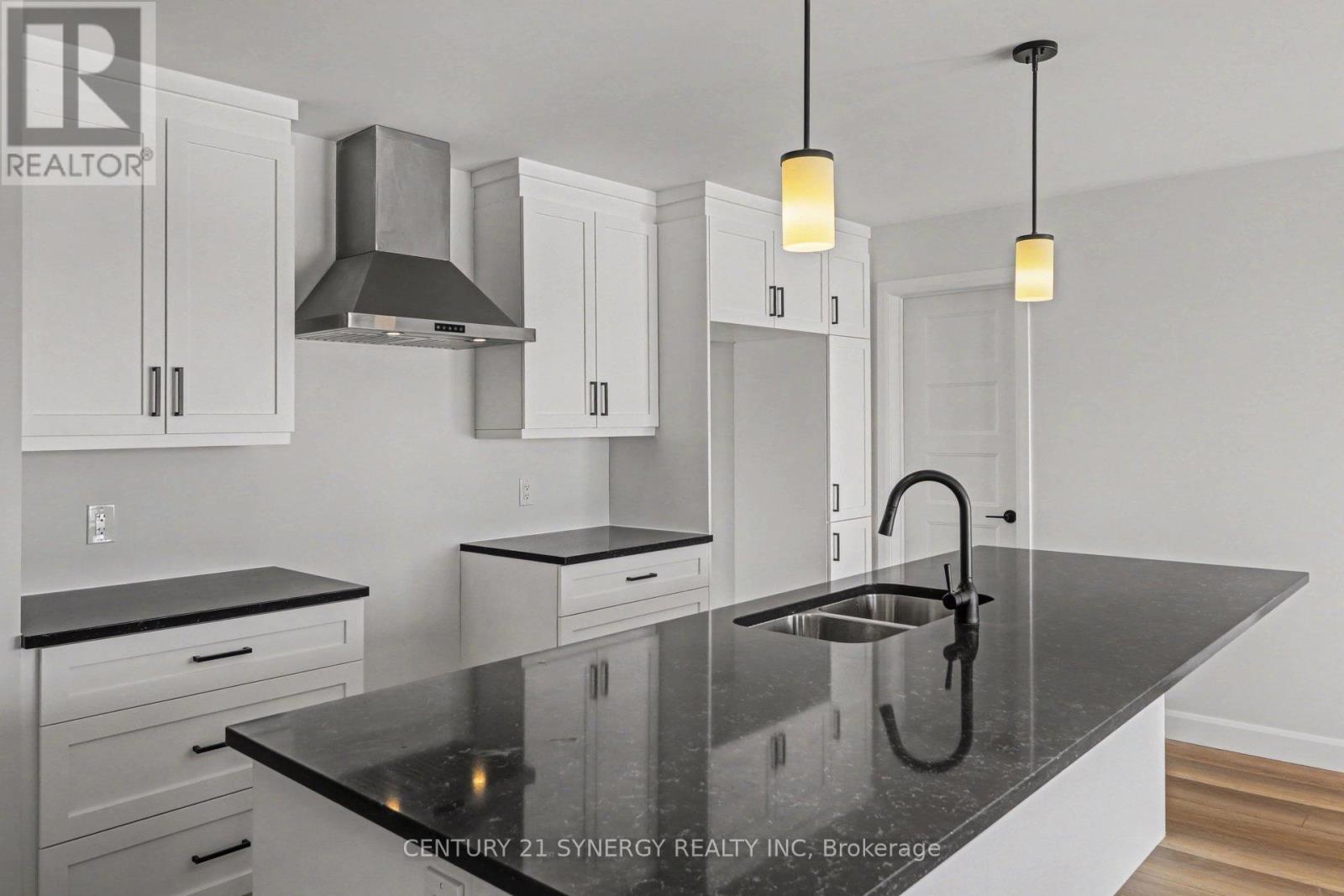 75 Villeneuve Street, North Stormont, Ontario  K0C 1W0 - Photo 6 - X12841894