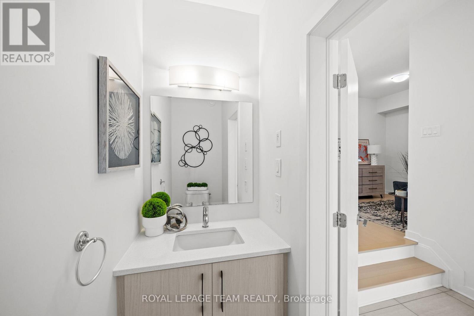 222 Trumpeter Grove, Ottawa, Ontario  K4M 0N7 - Photo 11 - X12841954