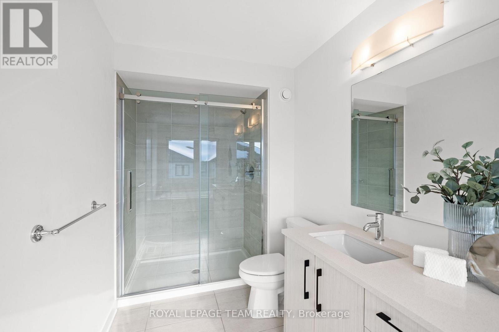 222 Trumpeter Grove, Ottawa, Ontario  K4M 0N7 - Photo 18 - X12841954