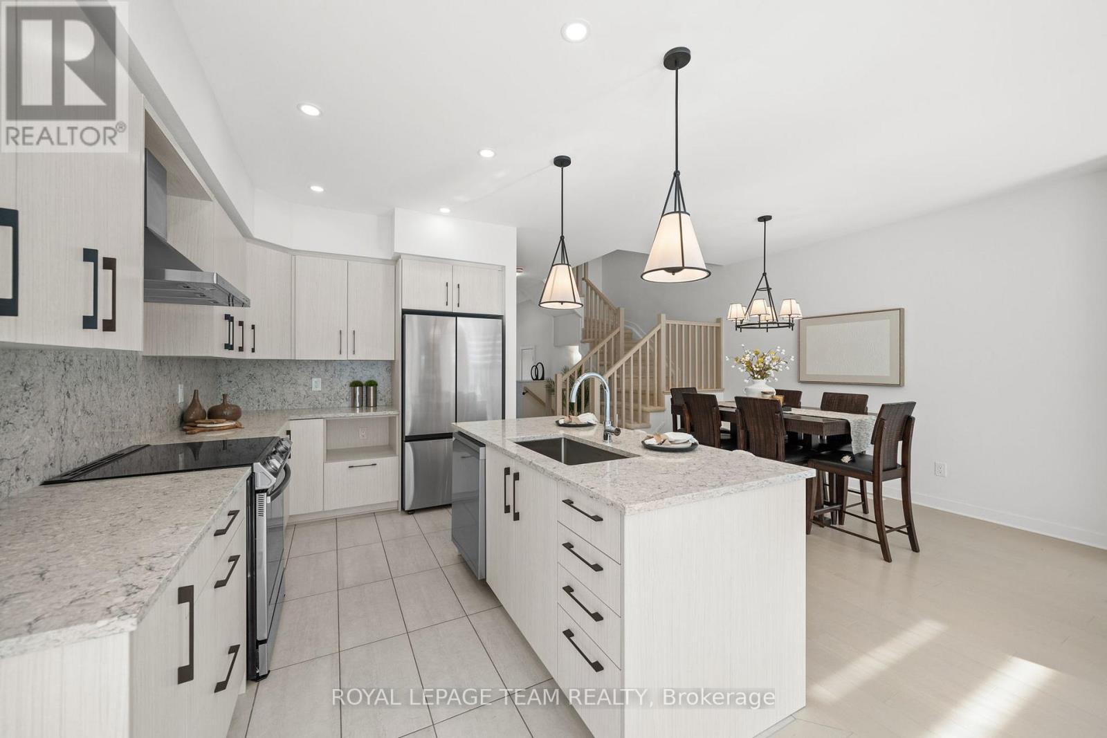 222 Trumpeter Grove, Ottawa, Ontario  K4M 0N7 - Photo 5 - X12841954