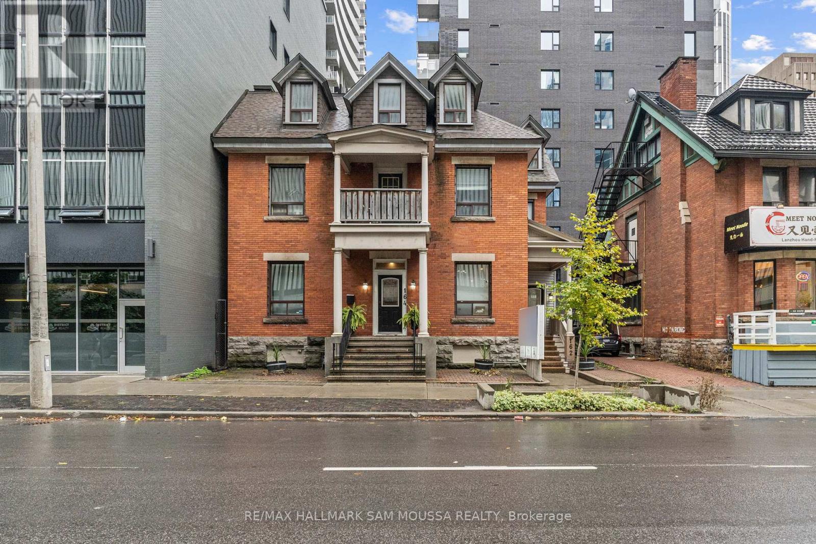 3 - 162-164 METCALFE STREET, Ottawa, Ontario