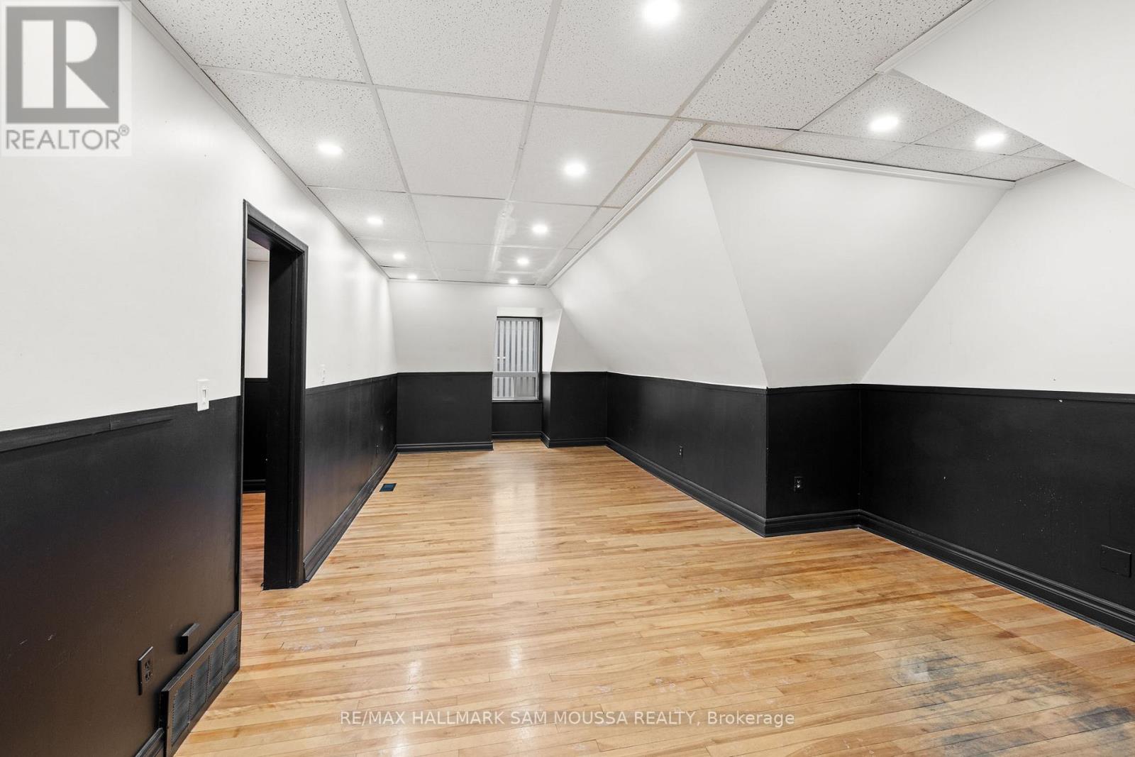 3 - 162-164 Metcalfe Street, Ottawa, Ontario  K2P 1P2 - Photo 16 - X12843206