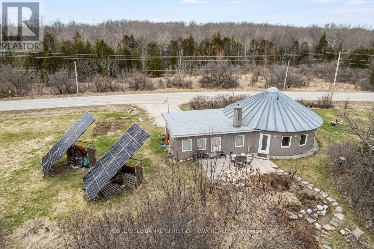 51 OTTER LAKE ROAD, Rideau Lakes, Ontario