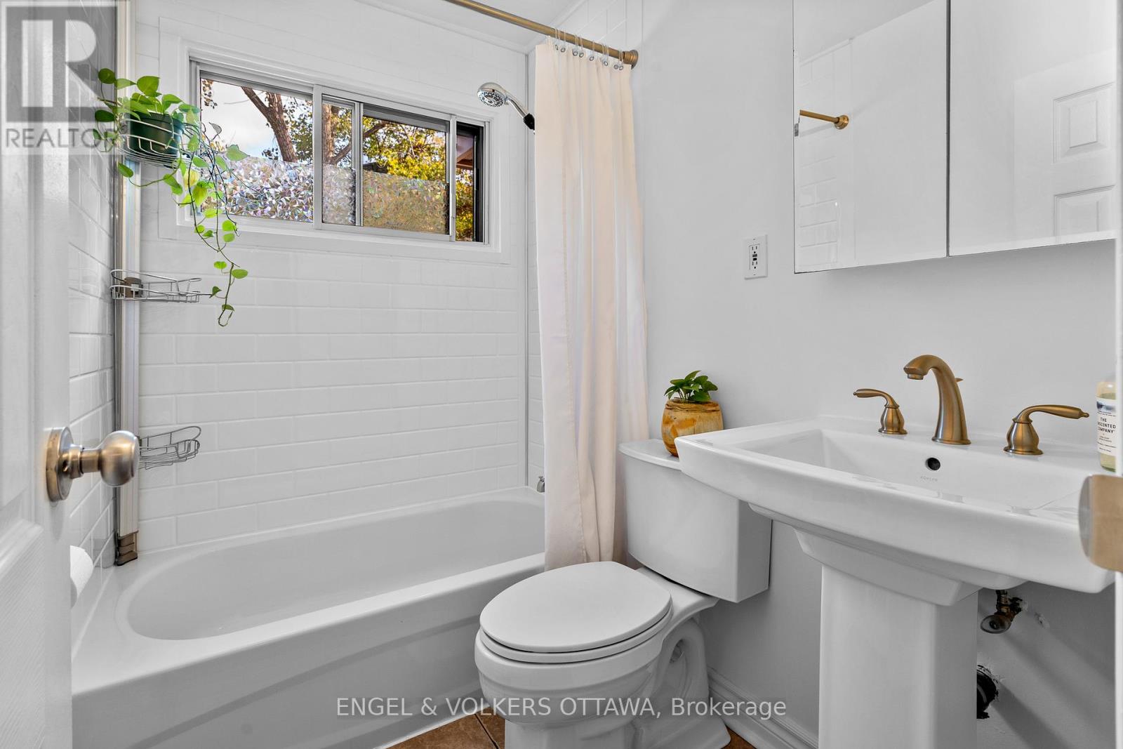 11 - 270 Beechwood Avenue, Ottawa, Ontario  K1L 8A6 - Photo 14 - X12844100