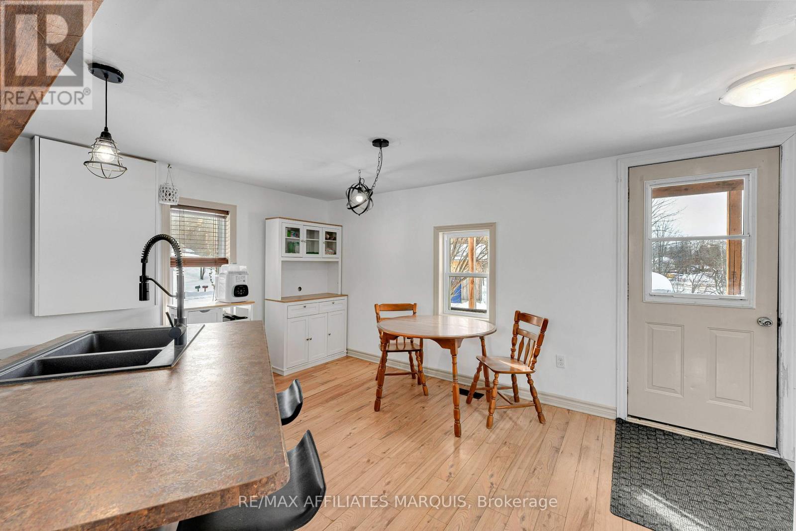 14702 38 Road, Frontenac, Ontario  K0H 2P0 - Photo 6 - X12844456