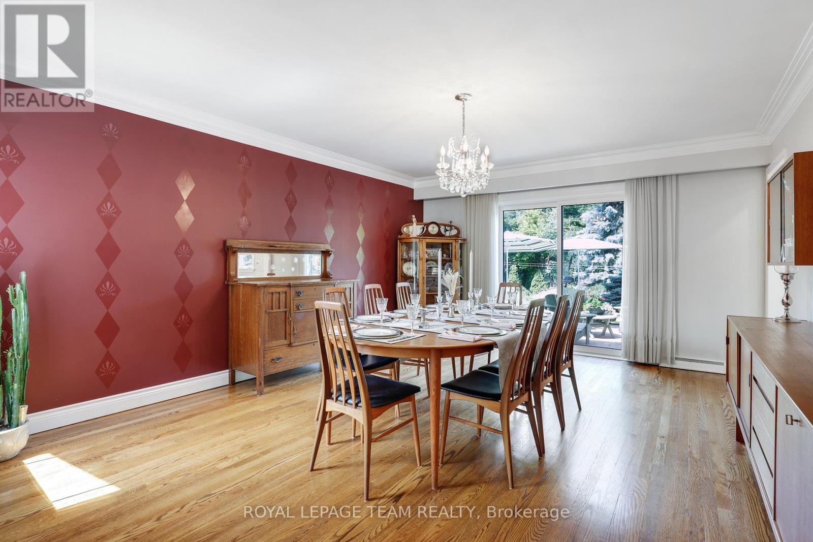 1939 Wembley Avenue, Ottawa, Ontario  K2A 1A8 - Photo 20 - X12848562