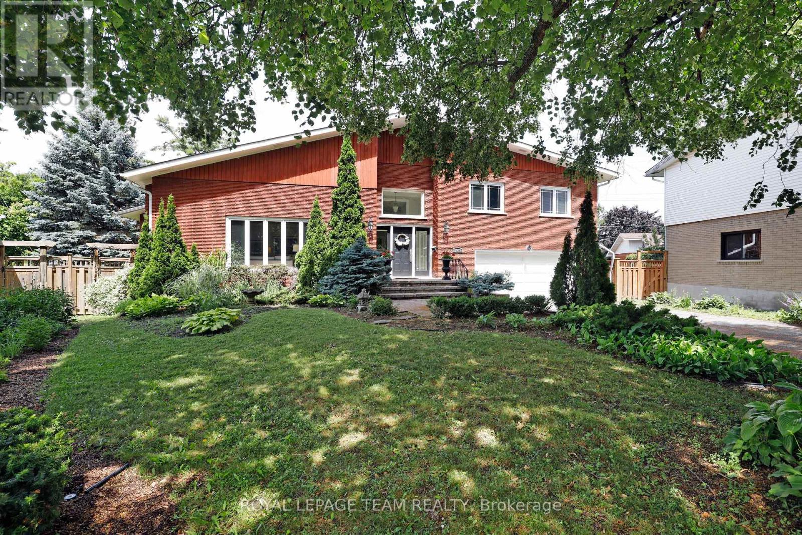 1939 Wembley Avenue, Ottawa, Ontario  K2A 1A8 - Photo 6 - X12848562