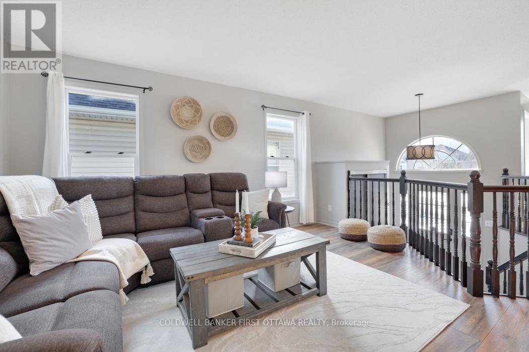 37 Boulder Way, Ottawa, Ontario  K2J 4R5 - Photo 17 - X12850328