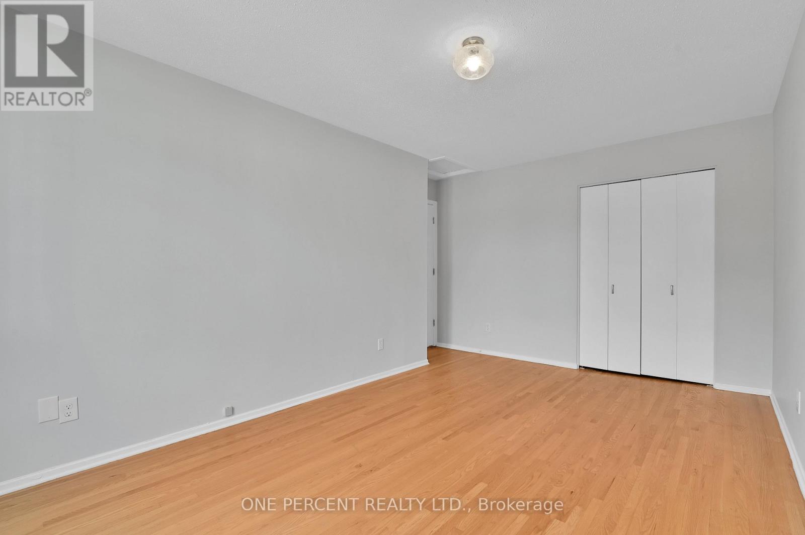 1511 Fisher Avenue, Ottawa, Ontario  K2C 3M8 - Photo 17 - X12852902