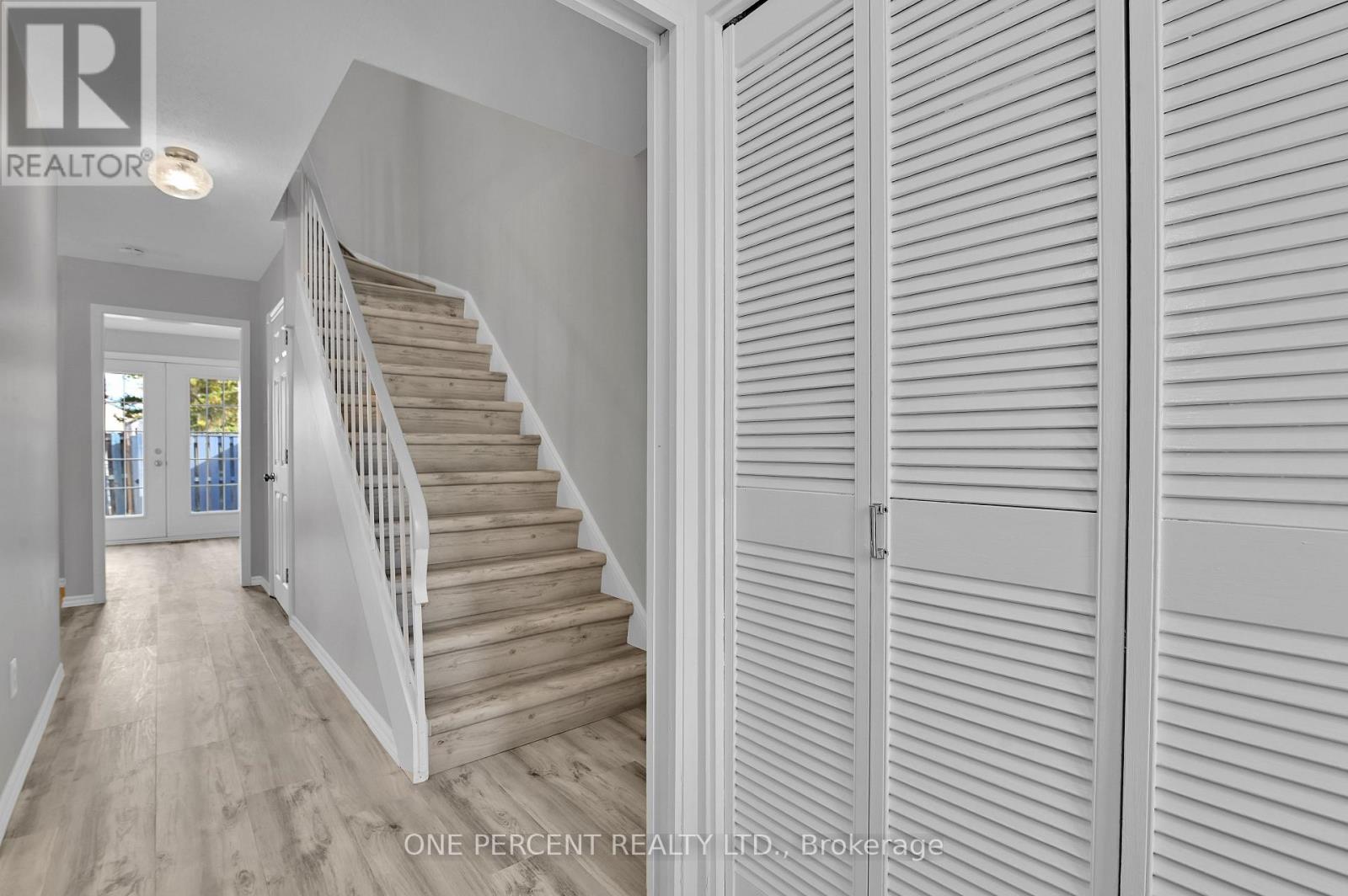 1511 Fisher Avenue, Ottawa, Ontario  K2C 3M8 - Photo 5 - X12852902