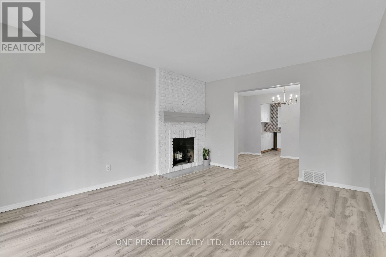 1511 Fisher Avenue, Ottawa, Ontario  K2C 3M8 - Photo 8 - X12852902