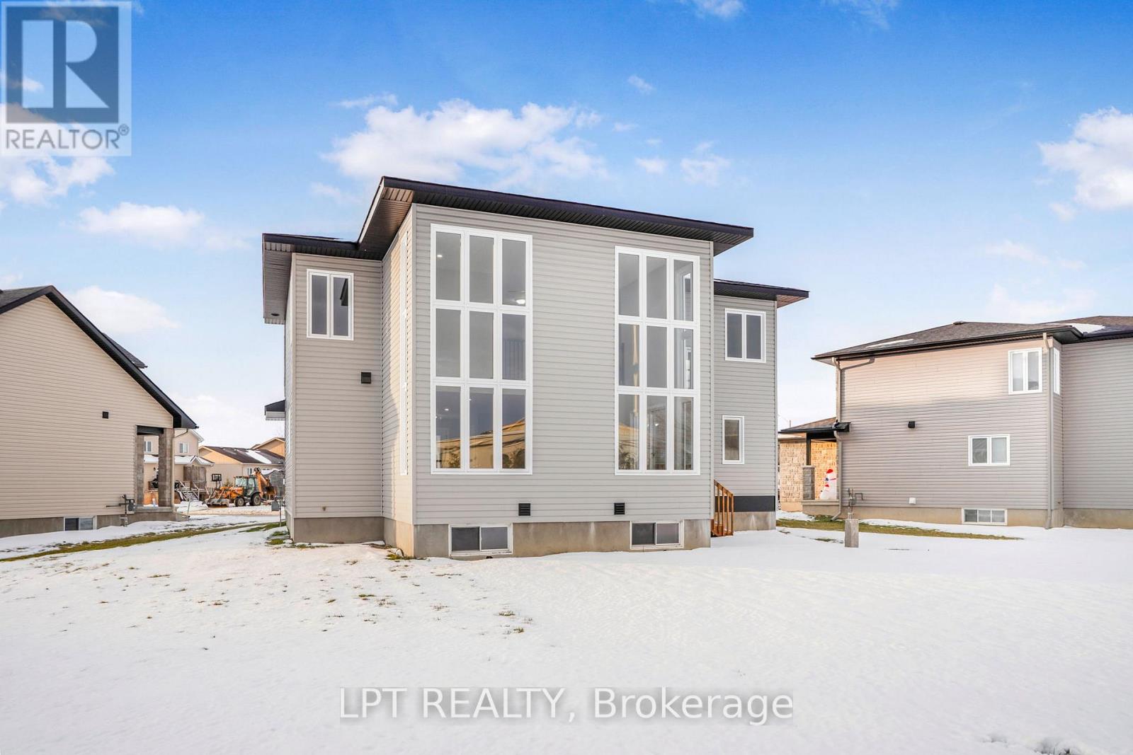 945 Katia Street, The Nation, Ontario  K0A 2M0 - Photo 32 - X12853770