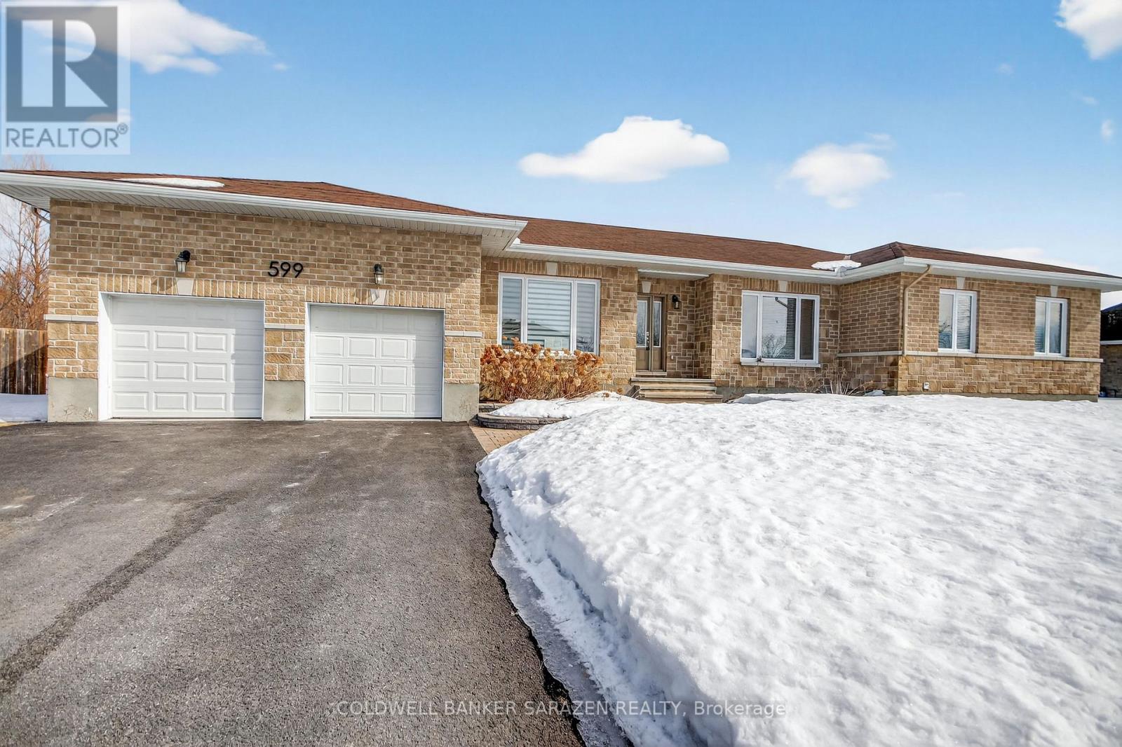 599 Ballycastle Crescent, Ottawa, Ontario  K1X 0A2 - Photo 3 - X12855604