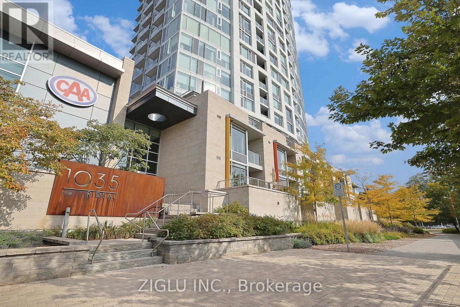 1005 - 1035 Bank Street, Ottawa, Ontario  K1S 5K3 - Photo 1 - X12858082