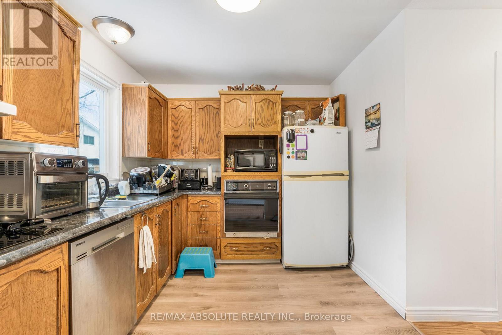 677 Mathieu Way, Ottawa, Ontario  K4A 2R6 - Photo 6 - X12858466