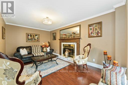 160 Sai Crescent, Ottawa, Ontario  K1G 5P2 - Photo 14 - X12858690