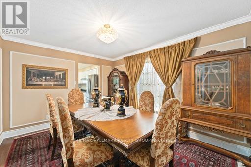 160 Sai Crescent, Ottawa, Ontario  K1G 5P2 - Photo 9 - X12858690