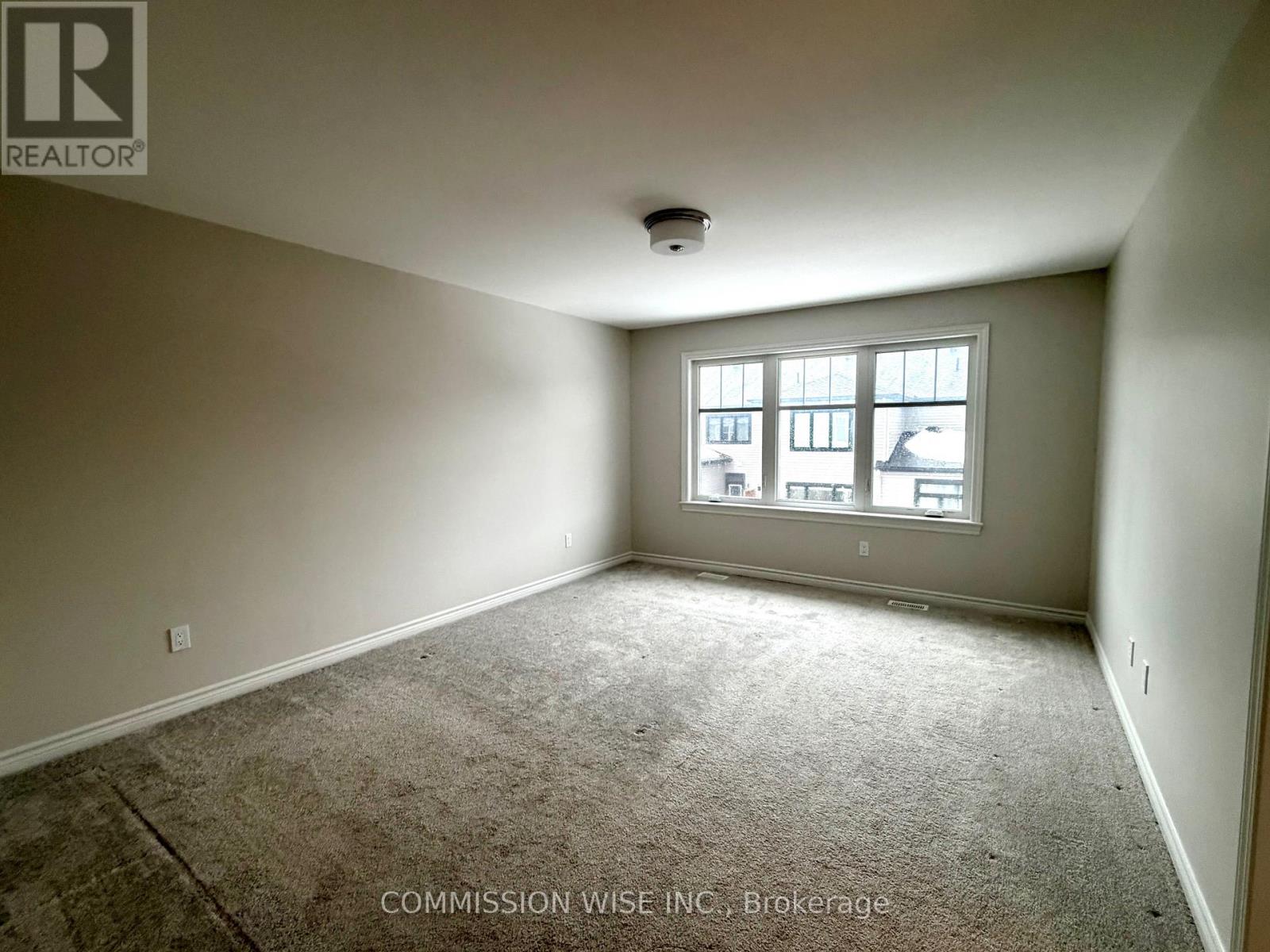 620 Taliesin Crescent, Ottawa, Ontario  K2S 2W4 - Photo 10 - X12859652