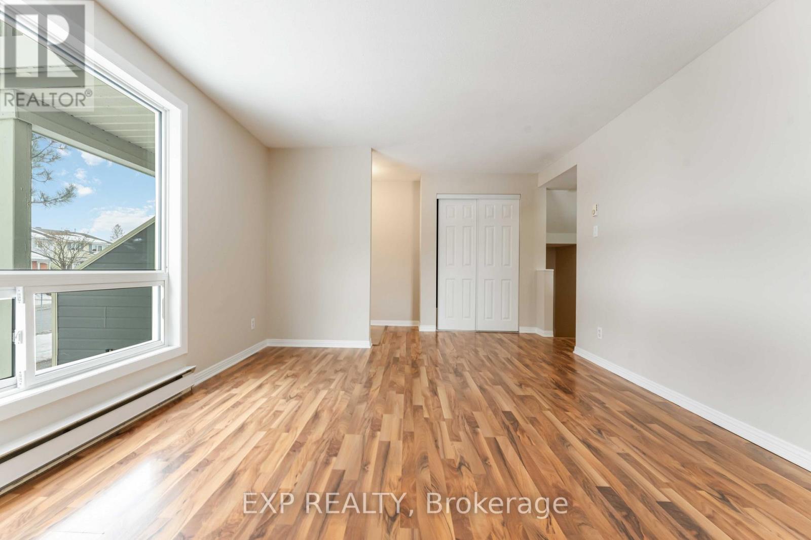 45a - 802 St. Andre Drive, Ottawa, Ontario  K1C 4R3 - Photo 12 - X12860044