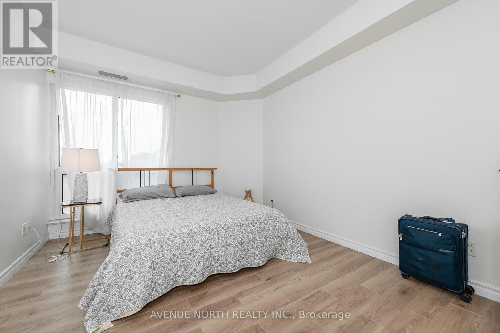 912 - 200 Rideau Street, Ottawa, Ontario  K1N 5Y1 - Photo 22 - X12860564
