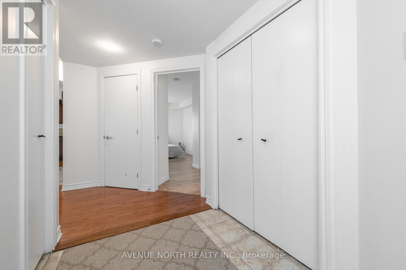 912 - 200 Rideau Street, Ottawa, Ontario  K1N 5Y1 - Photo 6 - X12860564