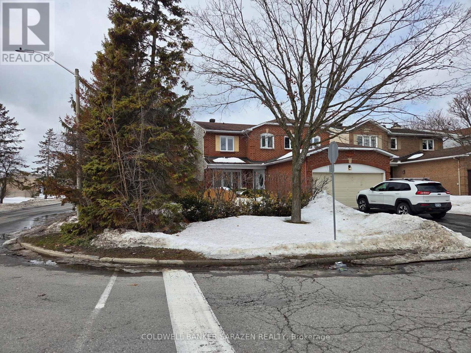 31 Dossetter Way, Ottawa, Ontario  K1G 4S3 - Photo 2 - X12862170
