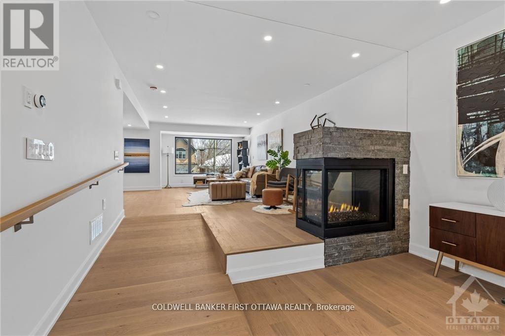 628 Parkview Road, Ottawa, Ontario  K1Z 6E5 - Photo 4 - X12862604