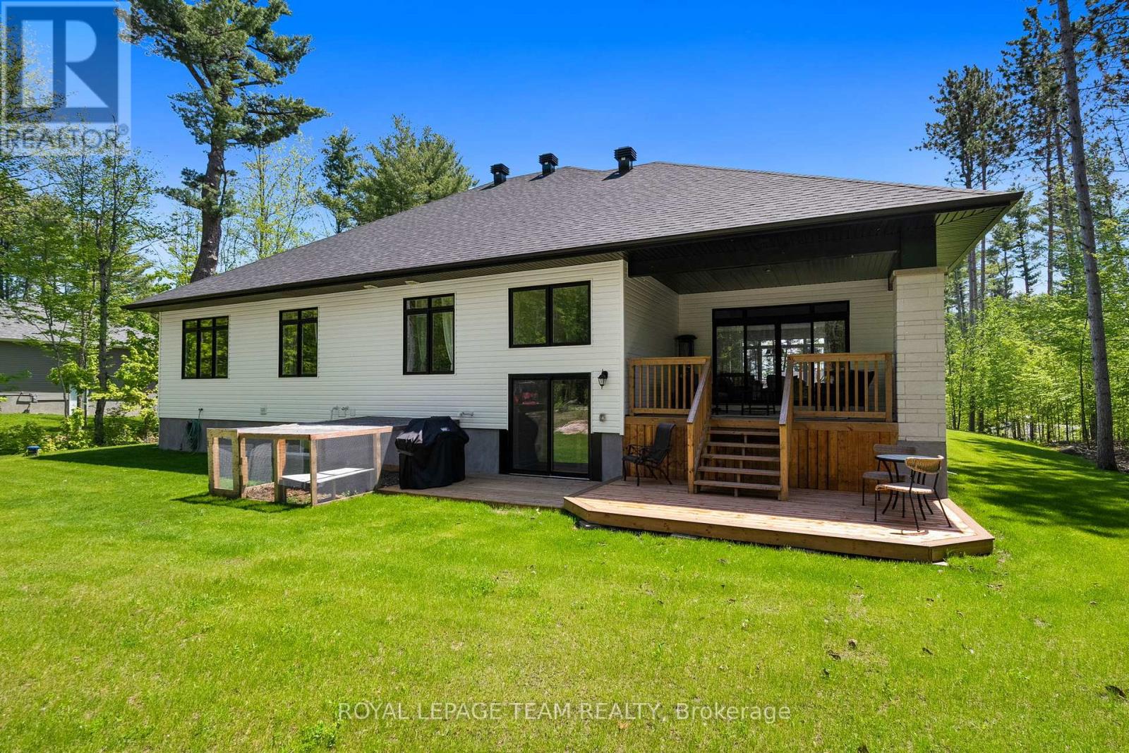 190 Raymond Luhta Crescent, Mcnab/braeside, Ontario  K7S 3G8 - Photo 38 - X12862894