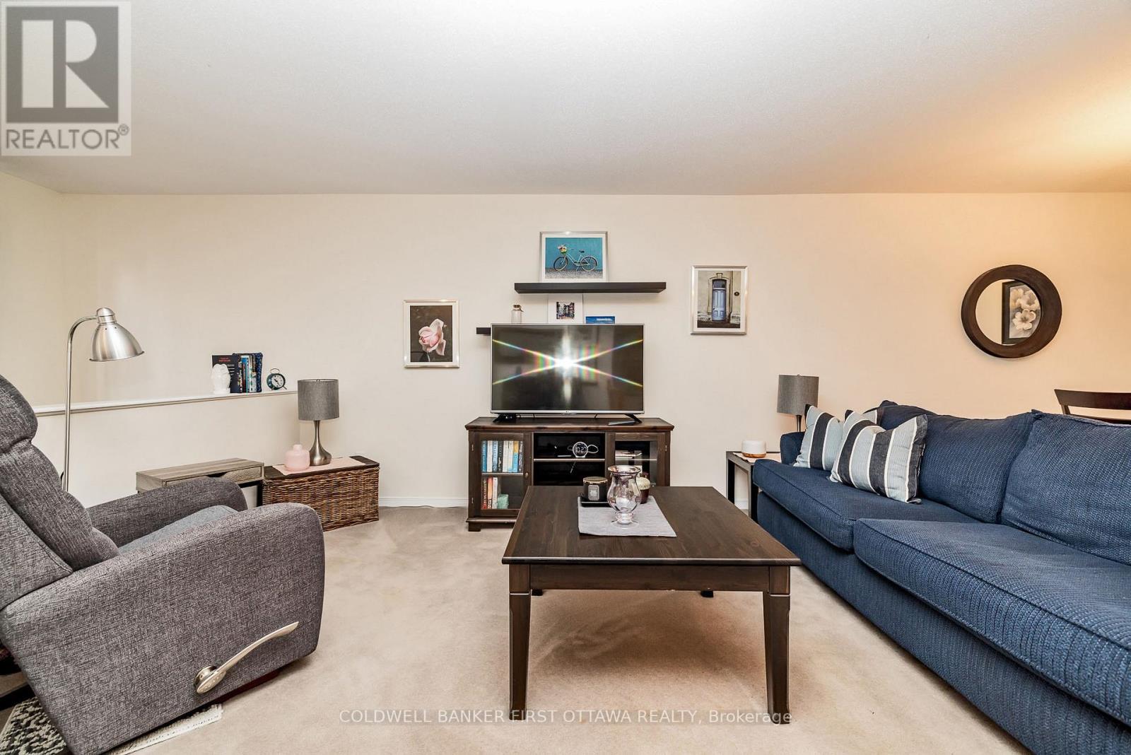 389 Wiffen Private, Ottawa, Ontario  K2H 1G4 - Photo 7 - X12867372