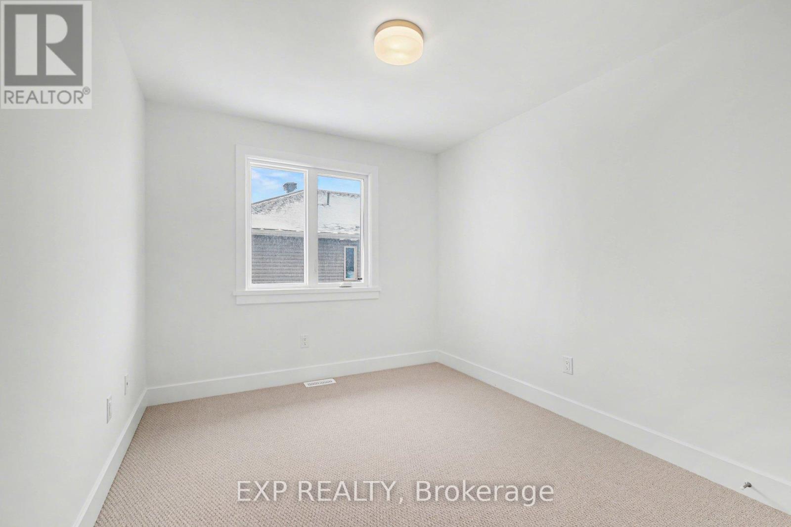 1180 Cope Drive, Ottawa, Ontario  K2S 3C4 - Photo 15 - X12868250