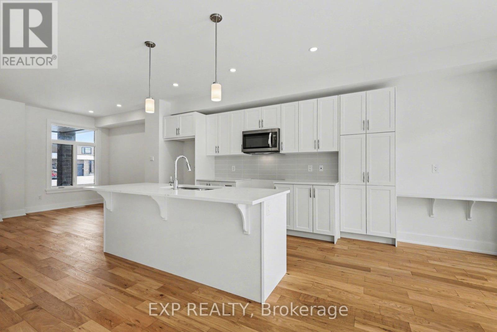 1180 Cope Drive, Ottawa, Ontario  K2S 3C4 - Photo 9 - X12868250