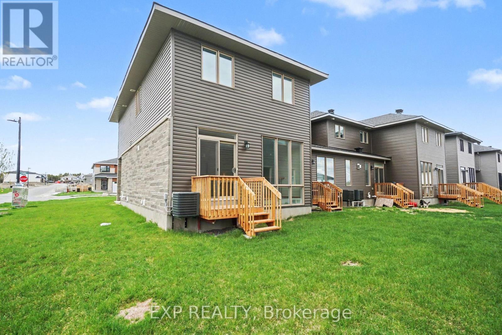 1186 Cope Drive, Ottawa, Ontario  K2S 3C4 - Photo 21 - X12868266