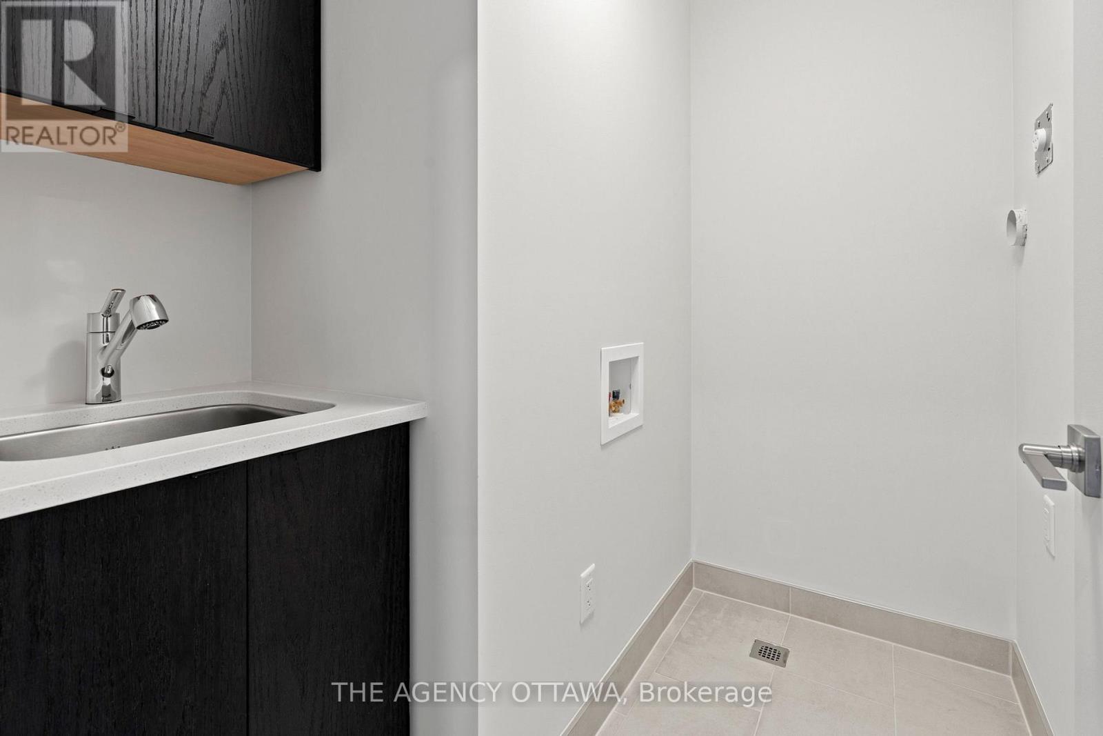 267 Apricot Street, Ottawa, Ontario  K1X 0K1 - Photo 30 - X12869024