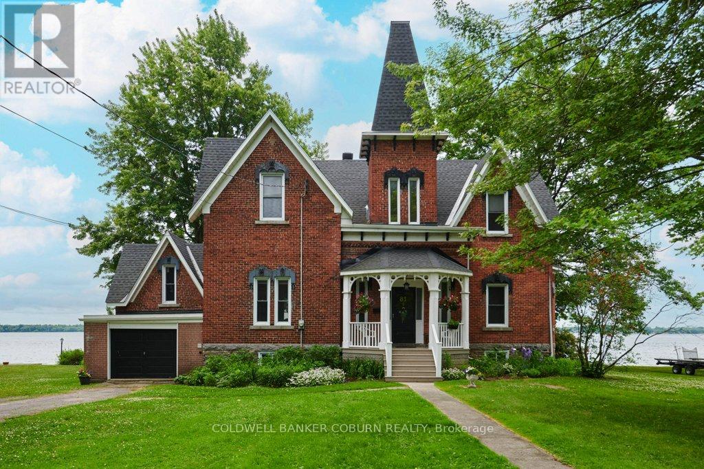 81 LAKESHORE DRIVE, South Dundas, Ontario